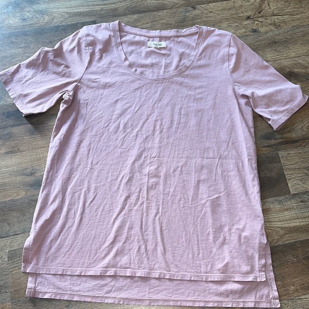 Madewell rose colored scoopneck short sleeve T-shirt